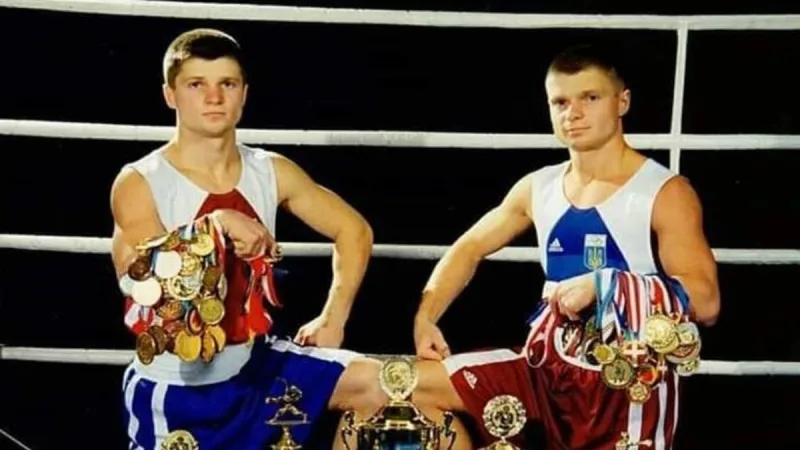 Маленькі "брати Клички", які втекли з України: де зараз відомі близнюки-боксери Сидоренки
