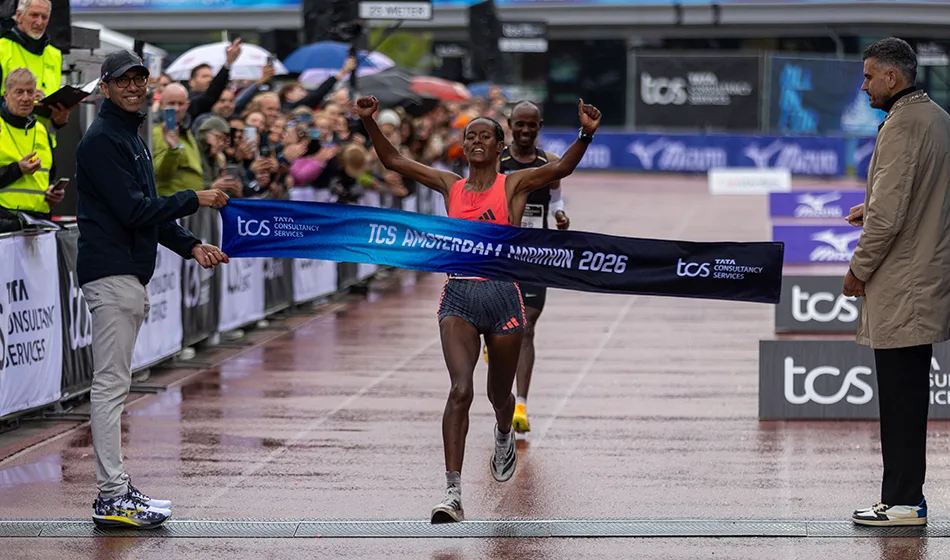Diriba breaks course record as Berhanu comes within three seconds in Amsterdam