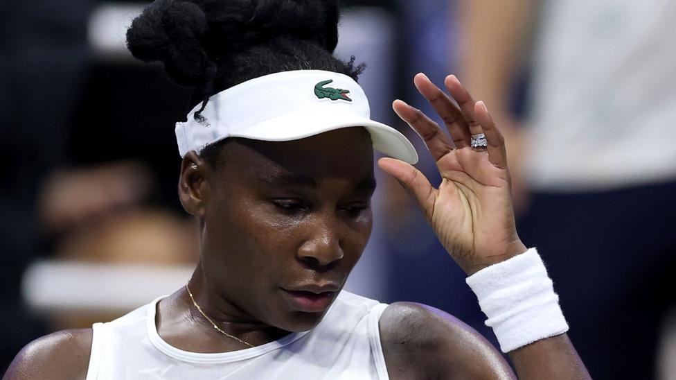Venus Williams reacts