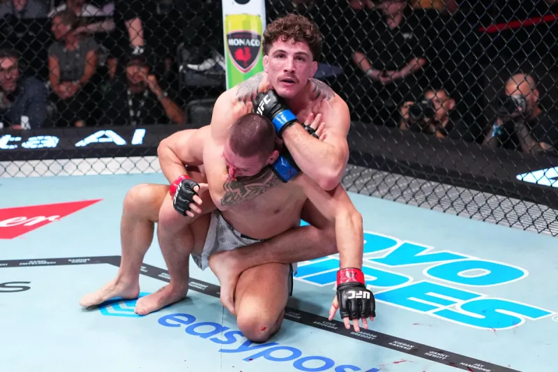Quillan Salkilld faces Benoit Saint Denis in main event of UFC Sydney
